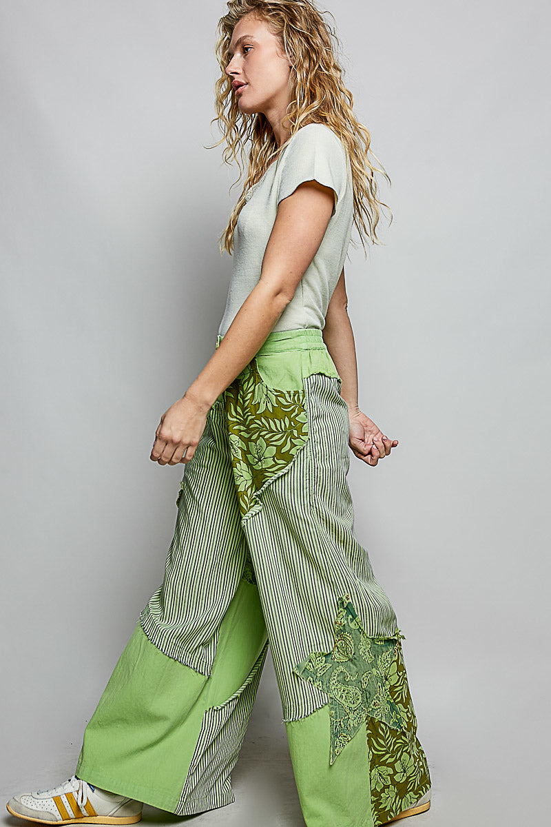 POL Gestreifte Blumen Patchwork Damen Weite Beinhosen mit großem Stern-Patch